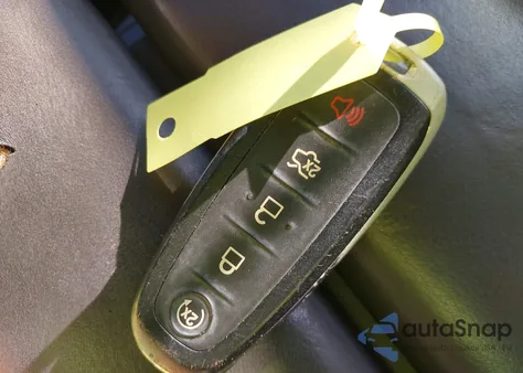 2014 Lincoln Mks from USA, damaged, VIN 1LNHL9DK5EG601523